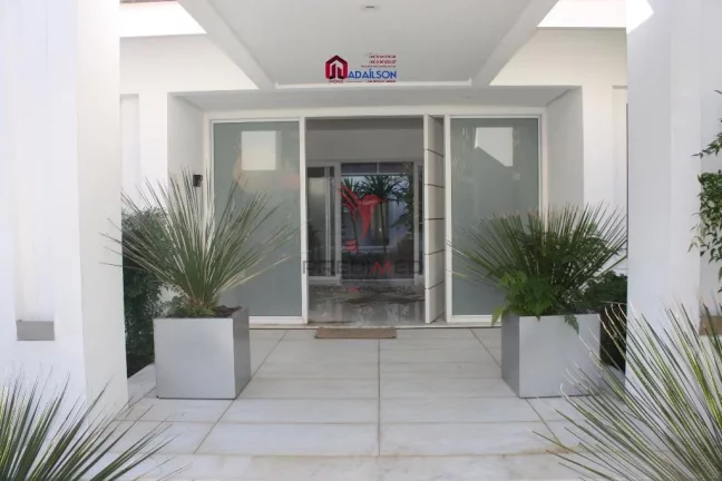 Imagem CASA A VENDA FRENTE MAR NO PASSEIO DOS NAMORADOS EM JURERÊ INTERNACIONAL FLORIPA SC