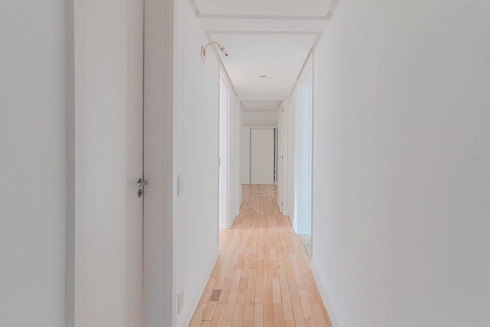 Imagem ️ MÁFFER IMÓVEIS ALUGA - APARTAMENTO 3 DORMITÓRIOS | 3 VAGAS | TOTALMENTE REFORMADO | MOINHOS DE VENTO