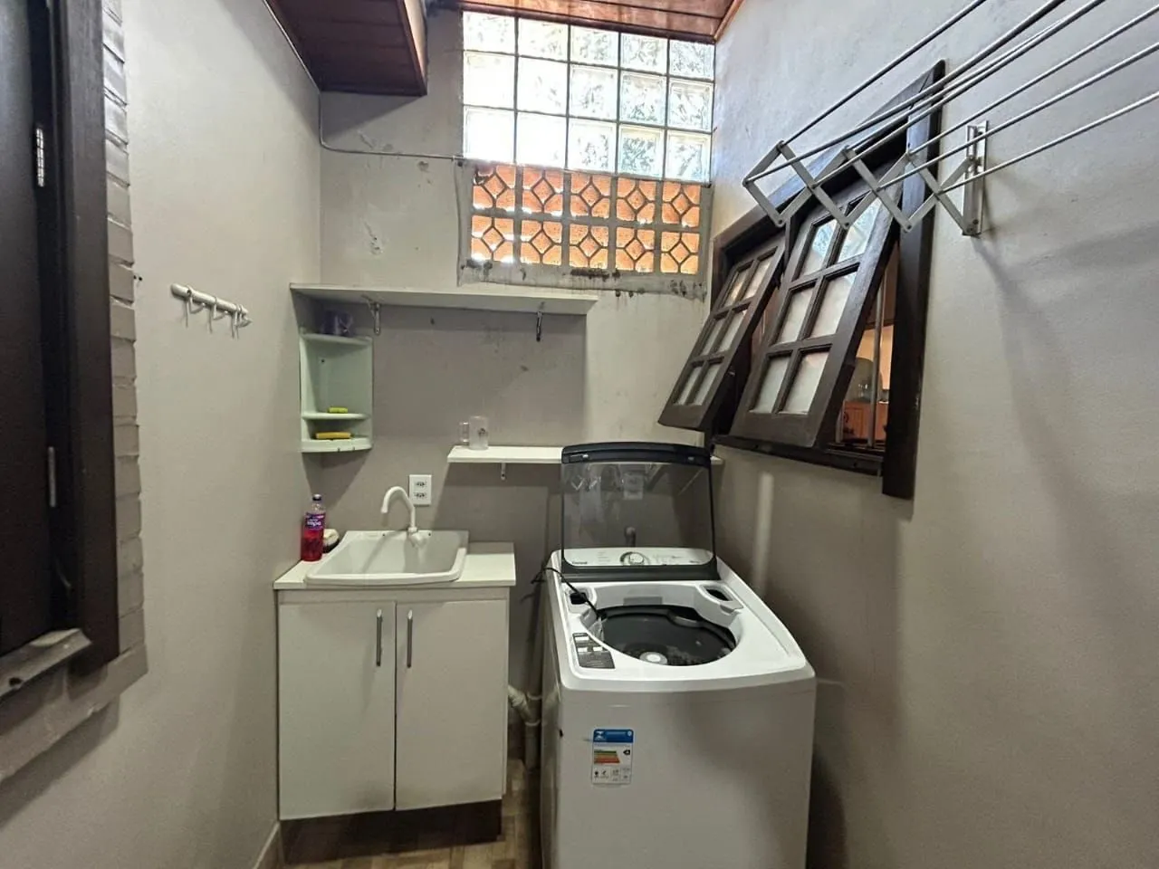 Imagem Casa a venda Arroio do Sal/ 4 Dorm
