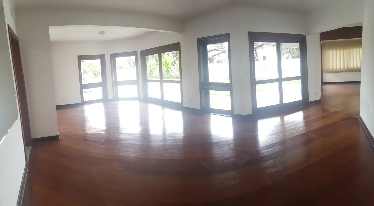 Imagem Casa à venda 3 Quartos, 2 Suites, 4 Vagas, 928M², Socorro, Pindamonhangaba - SP | VILLAGE PAINEIRAS