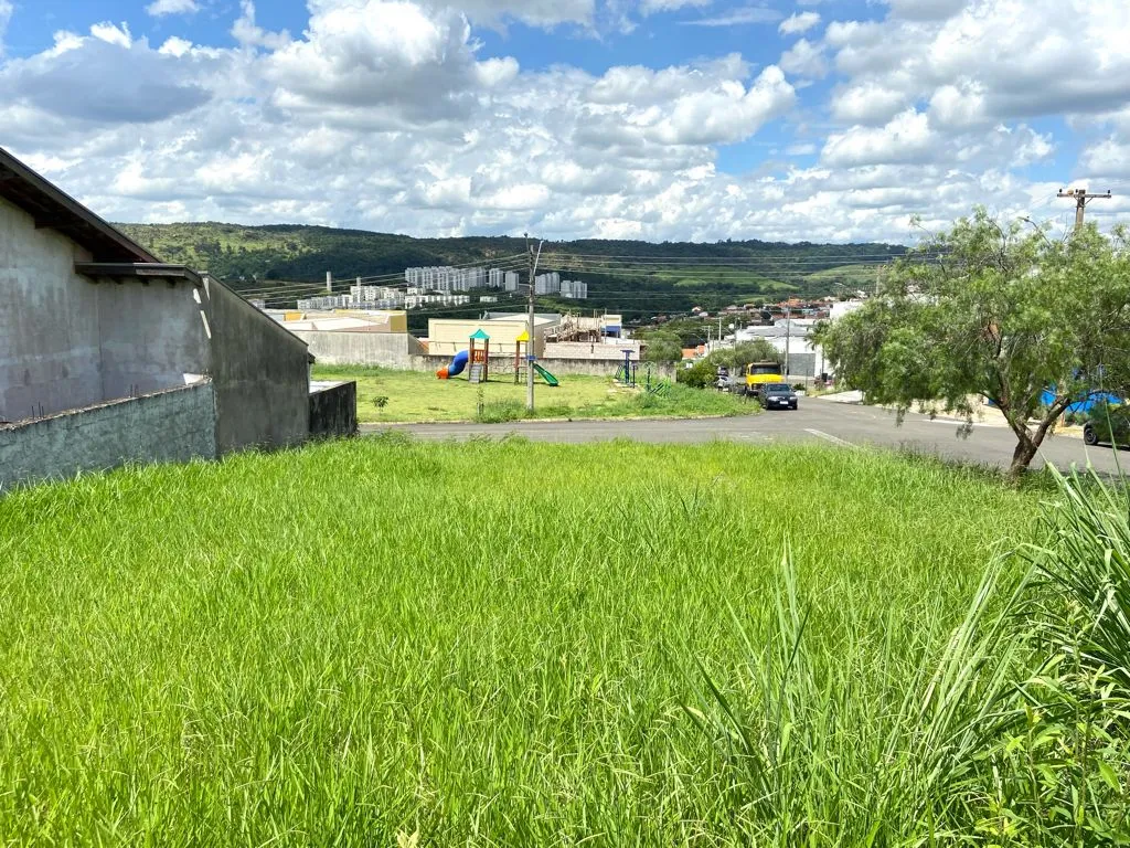 Imagem Oportunidade única: Terreno comercial de 300m² à venda em Valinhos-SP, Loteamento Nova Espírito Santo.