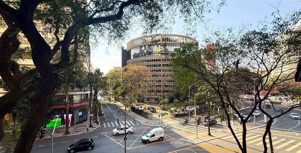 Imagem Apartamento com 1 Quarto para alugar, 39m² - Centro