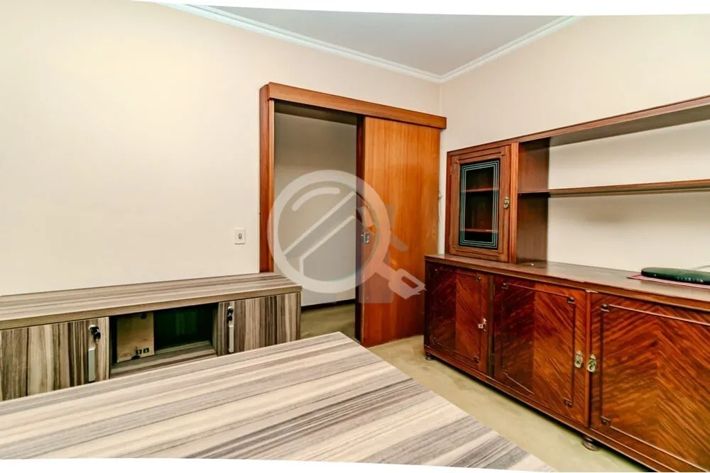 Imagem Este apartamento de 3 dormitórios, com 102m², localizado na Rua Doutor Vale, oferece um estilo de ...