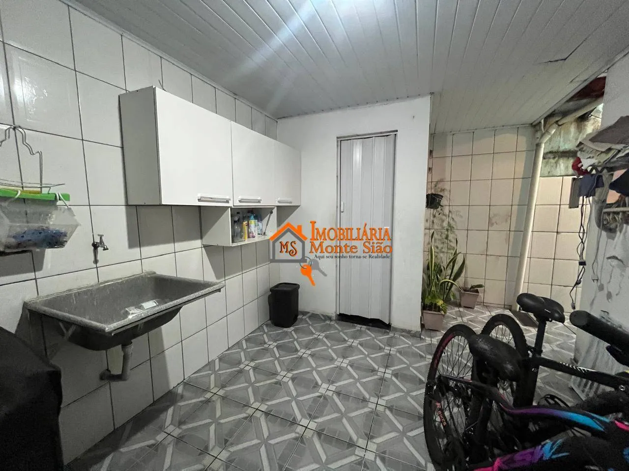Imagem Casa com 2 dormitórios à venda, 50 m² por R$ 360.000,00 - Jardim Albertina - Guarulhos/SP