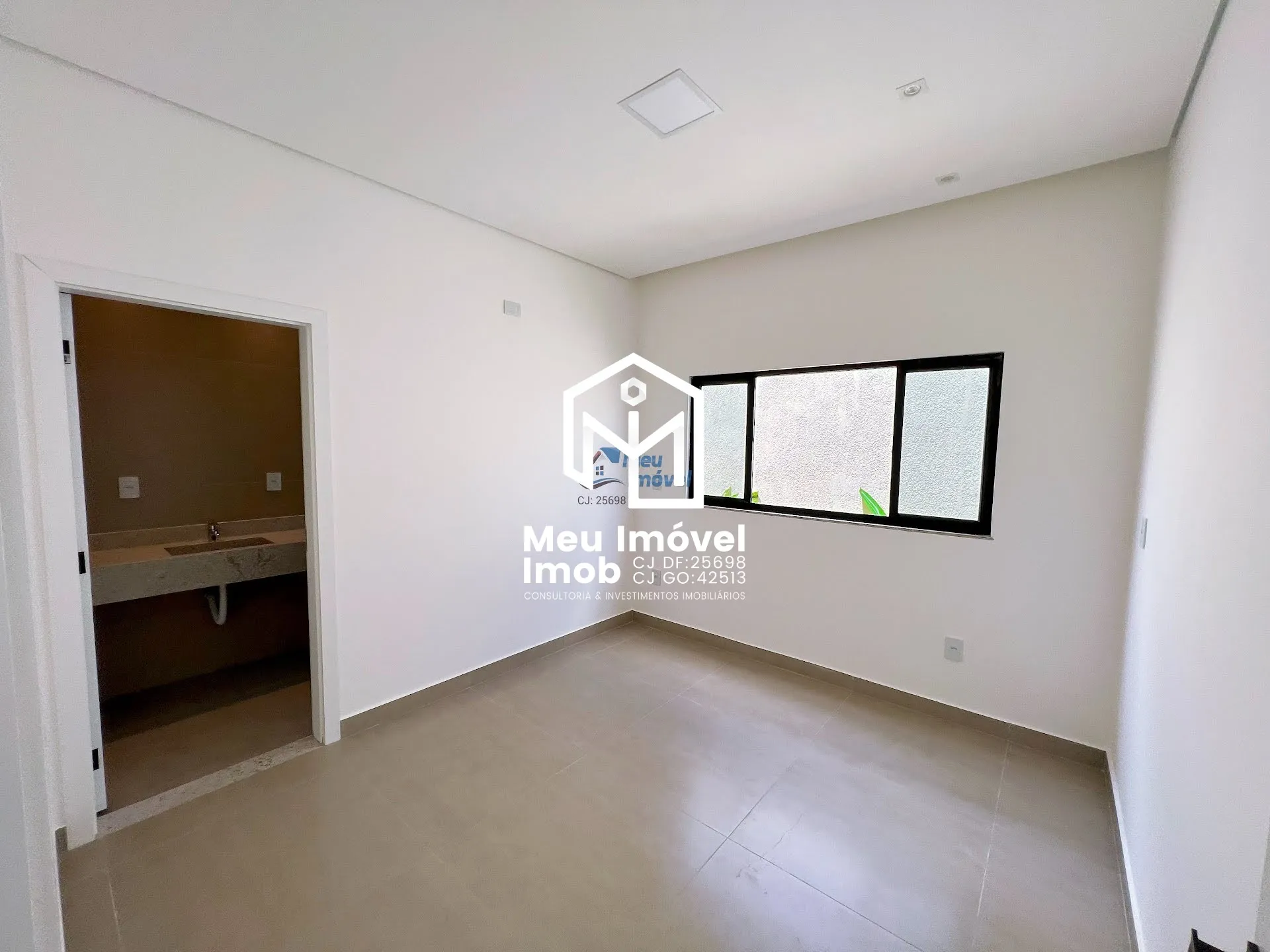 Imagem Aldeia III Casa 4 Quartos 2 Suítes 2 Vagas 190m² Lazer