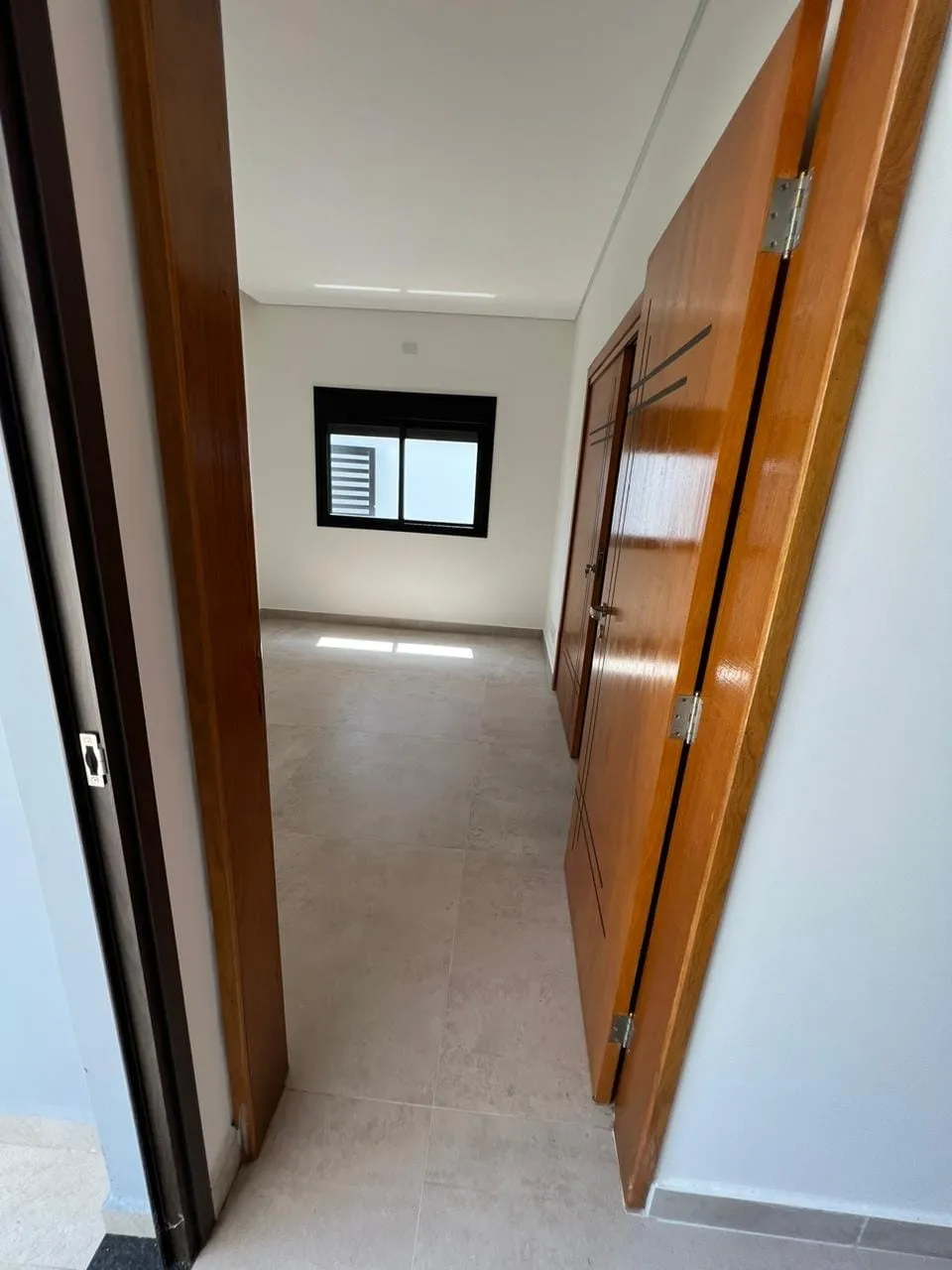 Imagem Casa à venda 3 Quartos, 1 Suite, 2 Vagas, 300M², Bairro do Grama, Caçapava - SP | Condomínio Terras do Vale