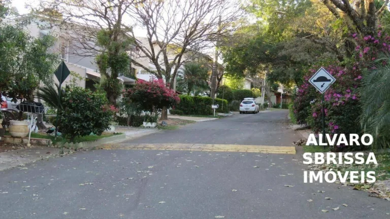 Casa no Condomínio Portal de Itu com 3 dormitórios 1 suíte com piscina 400 m2 para locação em Itu SP - lindo condomínio - vejas as fotos e descrição