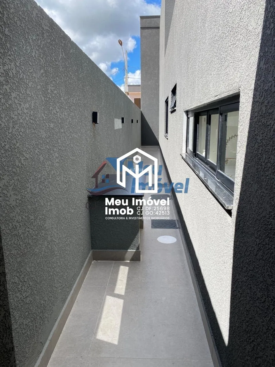 Imagem Casa 3 Quartos 3 Suítes 2 Vagas 255m² Piscina Closet