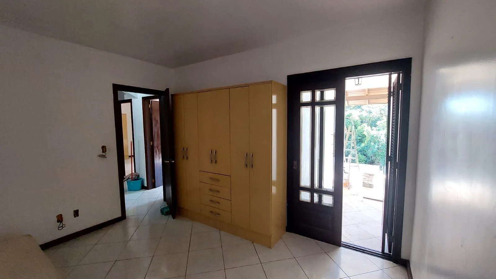 Imagem Casa no bairro Vila Nova - 4 dormitórios, Sendo 1 Suíte