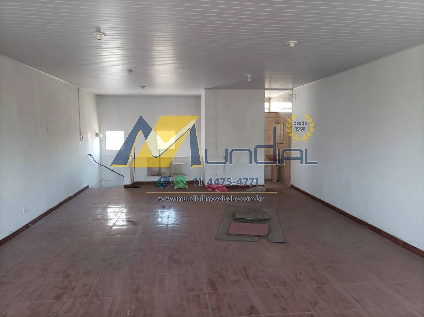 Imagem Alugo Sala Comercial em Parque Erasmo Assunção, Santo André
