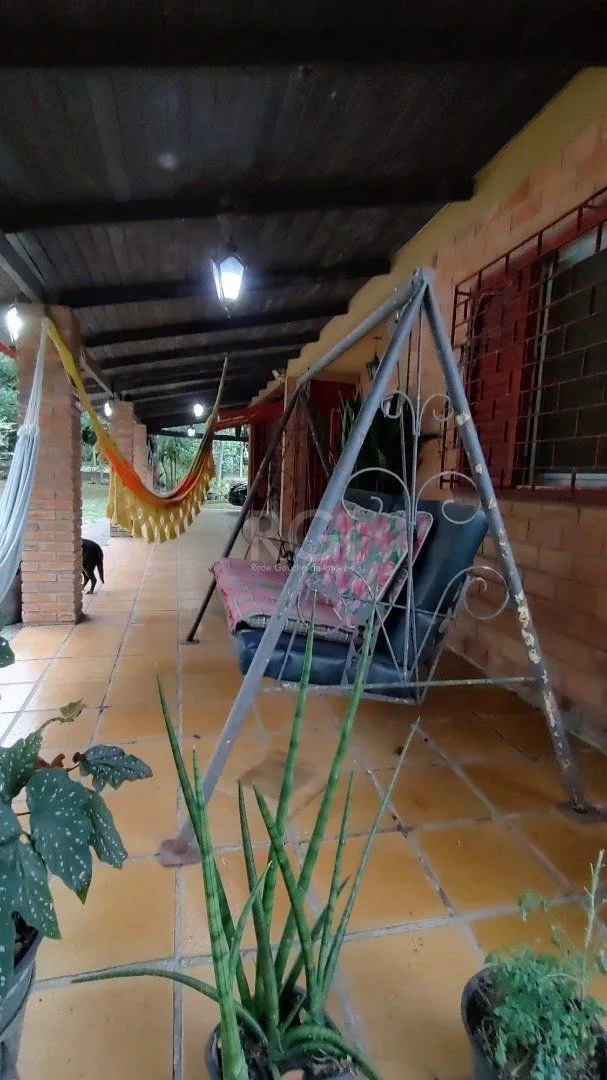 Imagem Sitio à venda no Lami, com 2 casas térreas, com 4 quartos cada uma