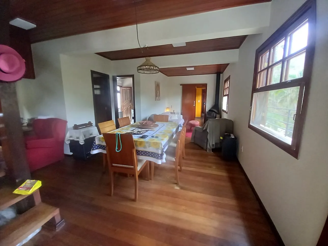 Imagem Casa em Condomínio para Venda em Petrópolis / RJ no bairro Araras