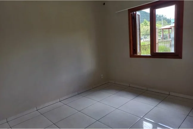 Imagem Casa para venda no bairro Centro em Araricá