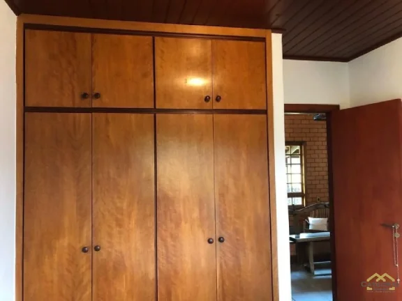 Imagem Sobrado com 3 Quartos e 8 vagas a Venda ou Locação - Medeiros - Jundiaí/SP