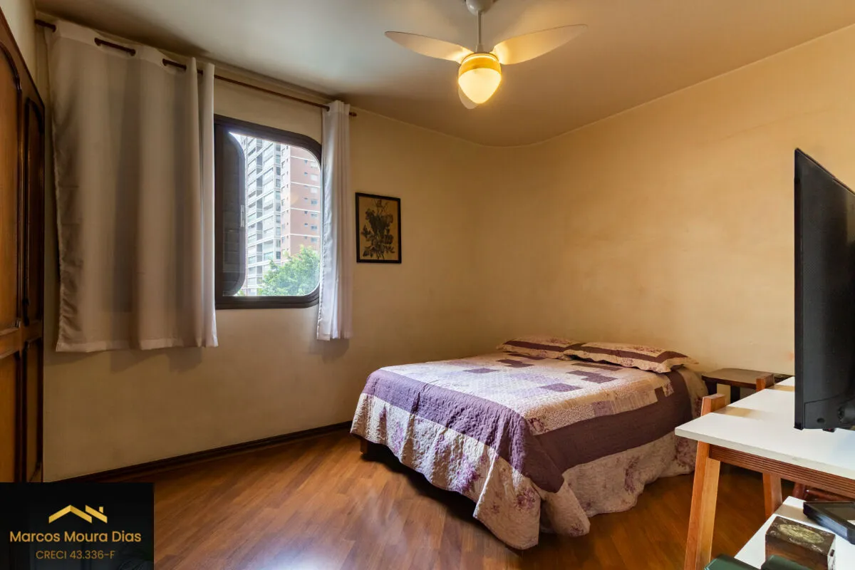 Imagem Apartamento em Perdizes com 4 Dormitórios ( 1 suíte) com 136m² e 2 Vagas. Edifício com Piscina e Portaria 24 hs