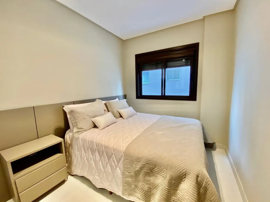 Imagem Apartamento 3 Dormitórios - Bairro Centro