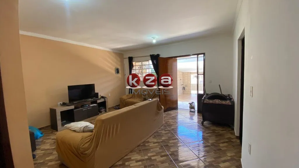 Imagem Casa à venda em Valinhos-SP, Jardim Universo: 4 quartos, 1 suíte, 1 sala, 2 banheiros, 4 vagas de garagem, 177m².