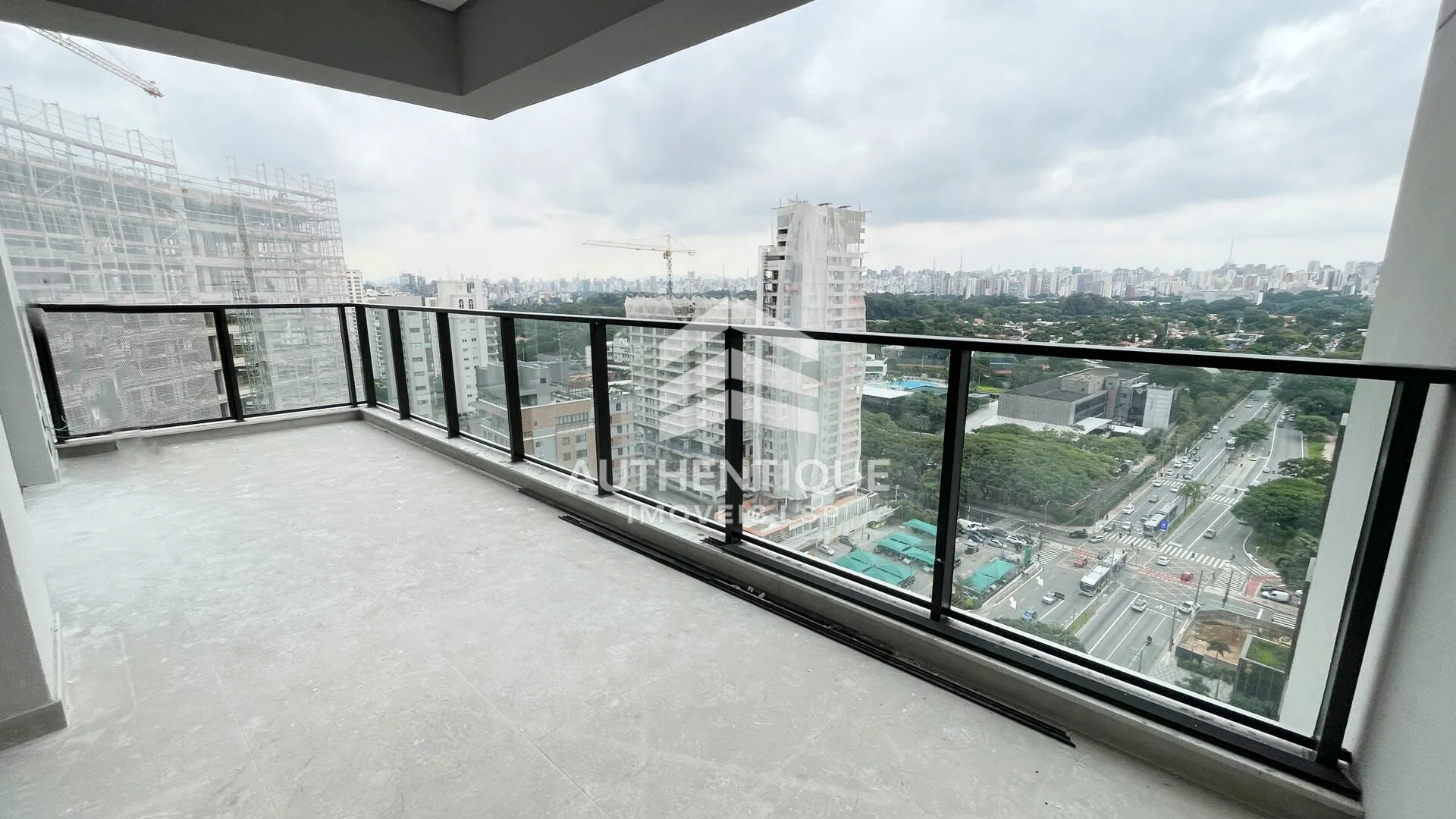 Imagem Window Moema - Apartamento Duplex em Moema à Venda