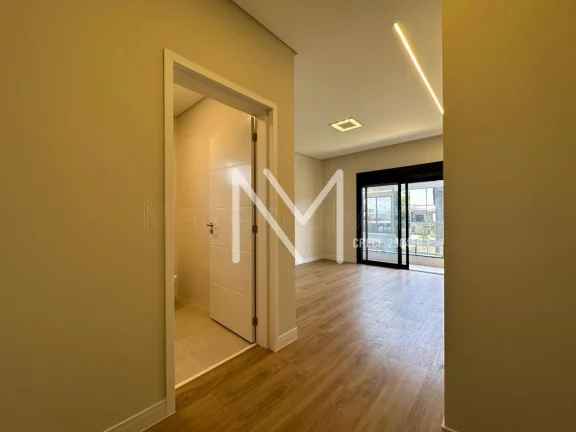 Imagem Casa Alto padrão à Venda - 4 Quartos - 4 Suítes - JD Golfe - Urbanova