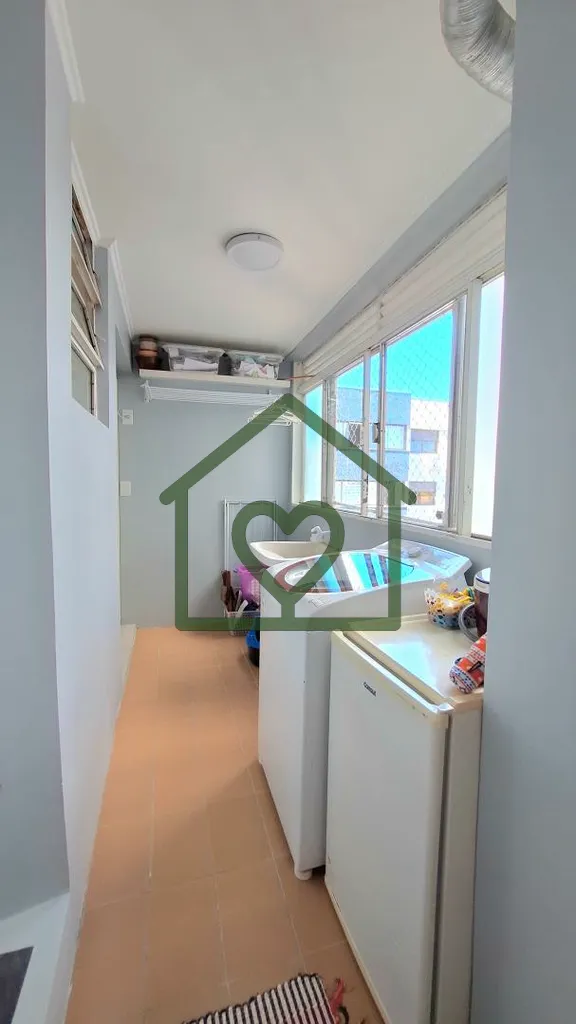 Imagem A/J BROKERS VENDE NO BAIRRO RIO BRANCO ? PORTO ALEGRE 
 Excelente Apartamento em andar alto, com vis...