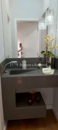 Imagem Luxuosa Residência de 3 Suítes com Infraestrutura Completa em Paulínia.

Os proprietários estão...