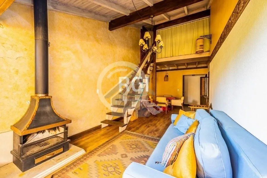 Imagem Cobertura horizontal no bairro Petrópolis, 116,36 m² de área privativa, de frente, com 2 dormitó...