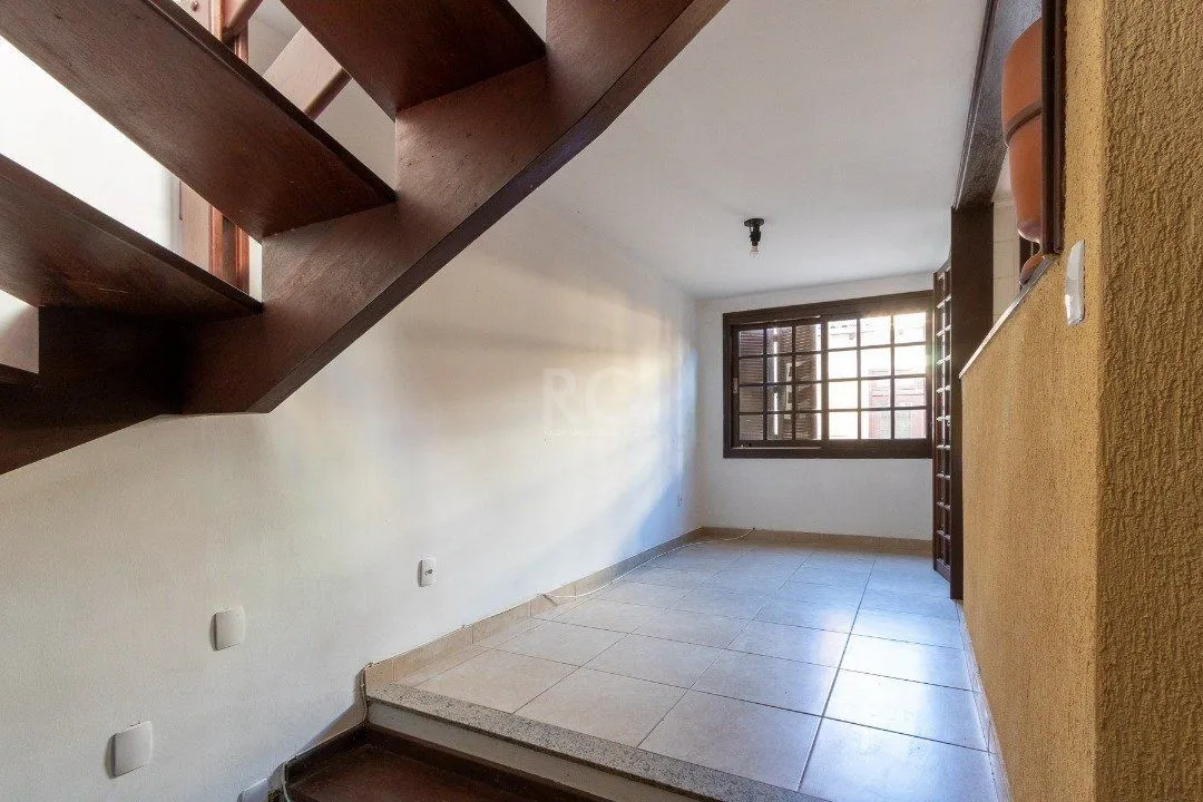 Imagem Casa para Venda - 280m², 3 dormitórios, sendo 1 suites, 2 vagas - Espirito Santo