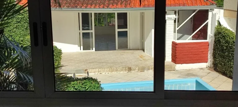 Imagem Casa 3 Dormitórios - Bairro Vila Nova