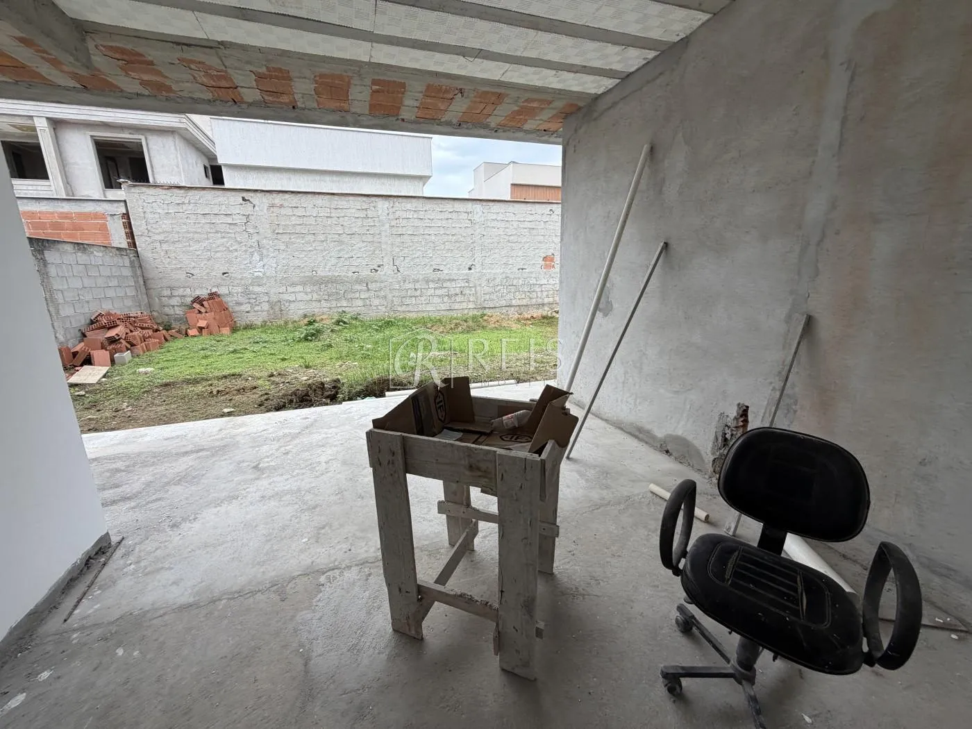 Imagem Casa para Venda em Rio das Ostras, Viverde, 3 dormitórios, 1 suíte, 3 banheiros, 4 vagas