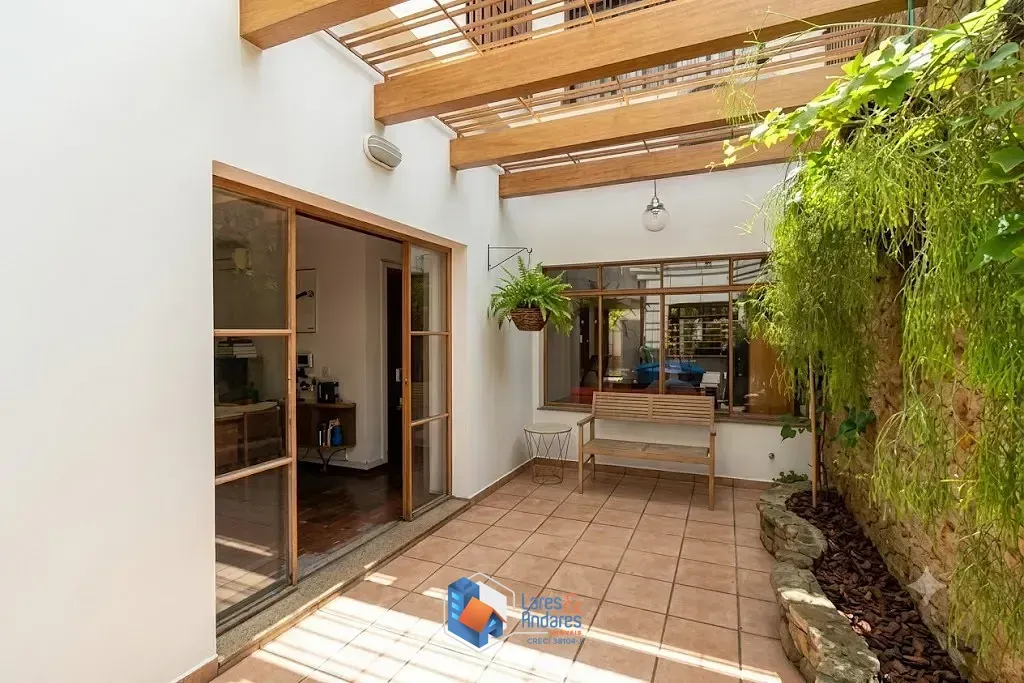 Imagem Casa para venda em Brooklin com 4 quartos, sendo 2 suítes, 493m²