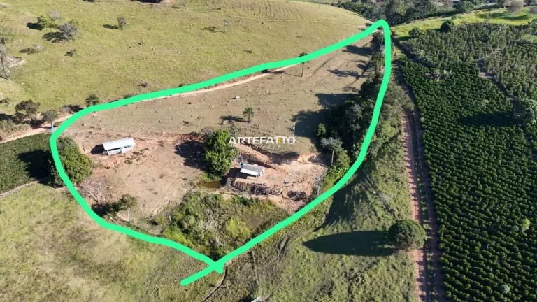 Imagem Sítio à venda em Capitólio, Centro, 13000m2