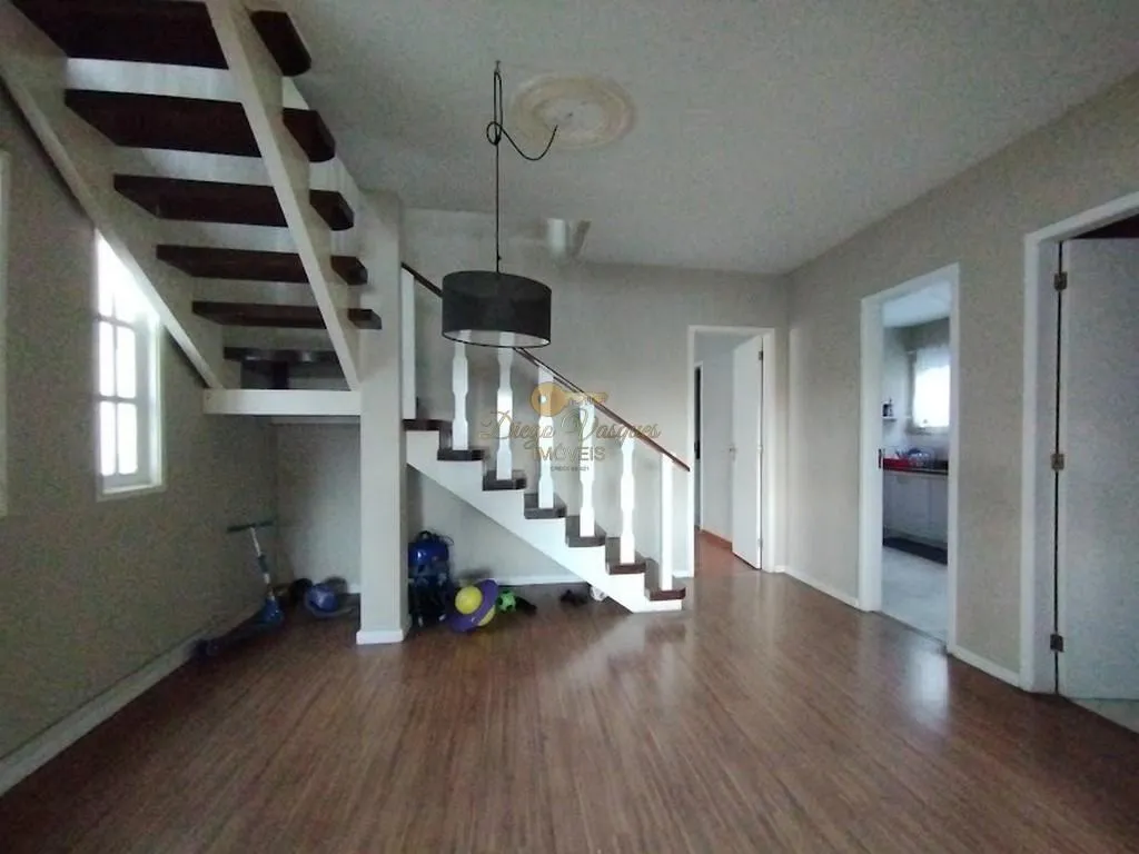 Imagem Casa em Condomínio para Venda em Teresópolis / RJ no bairro Albuquerque