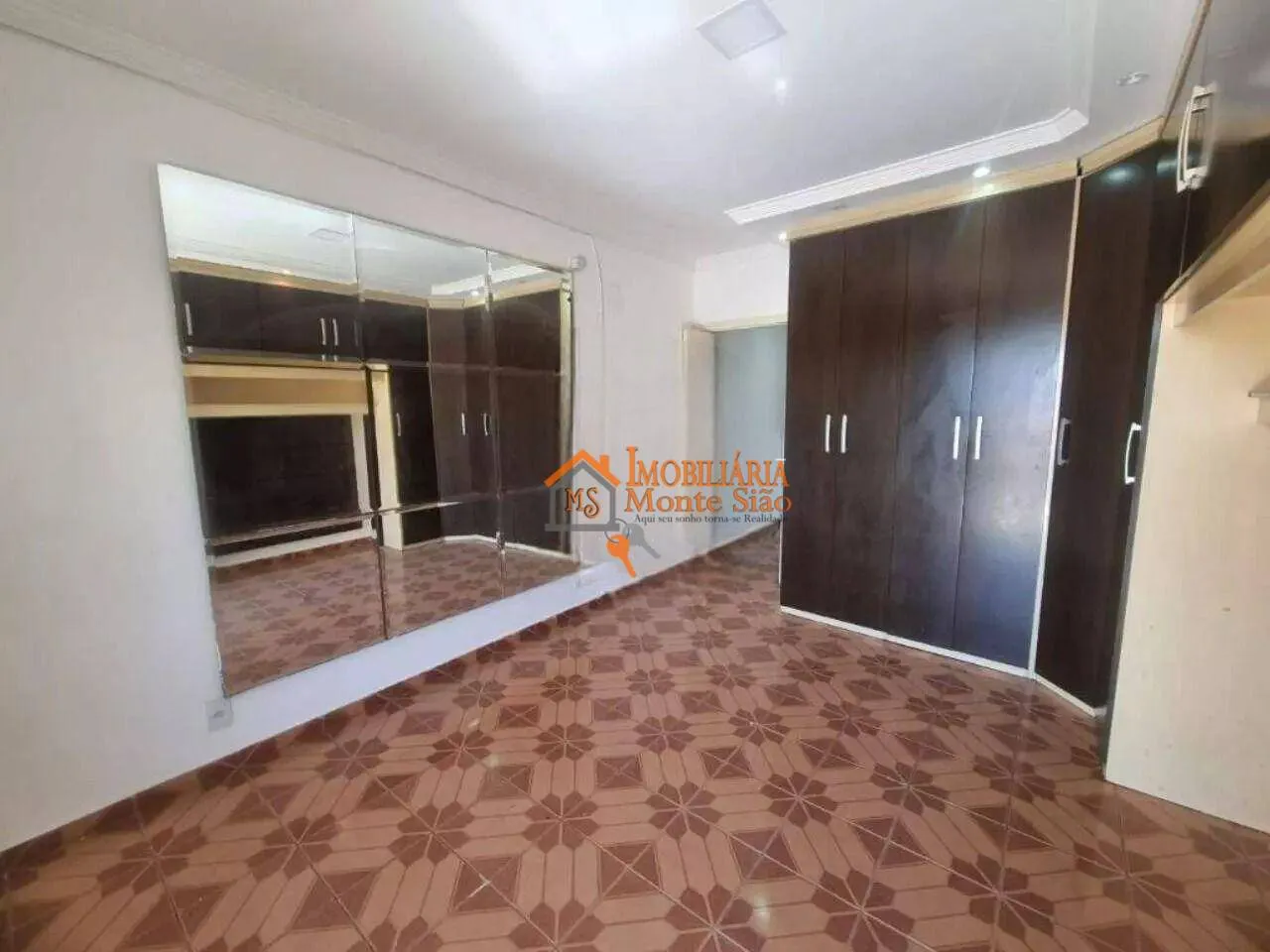 Imagem Sobrado com 3 dormitórios à venda por R$ 680.851,00 - Jardim Terezópolis - Guarulhos/SP