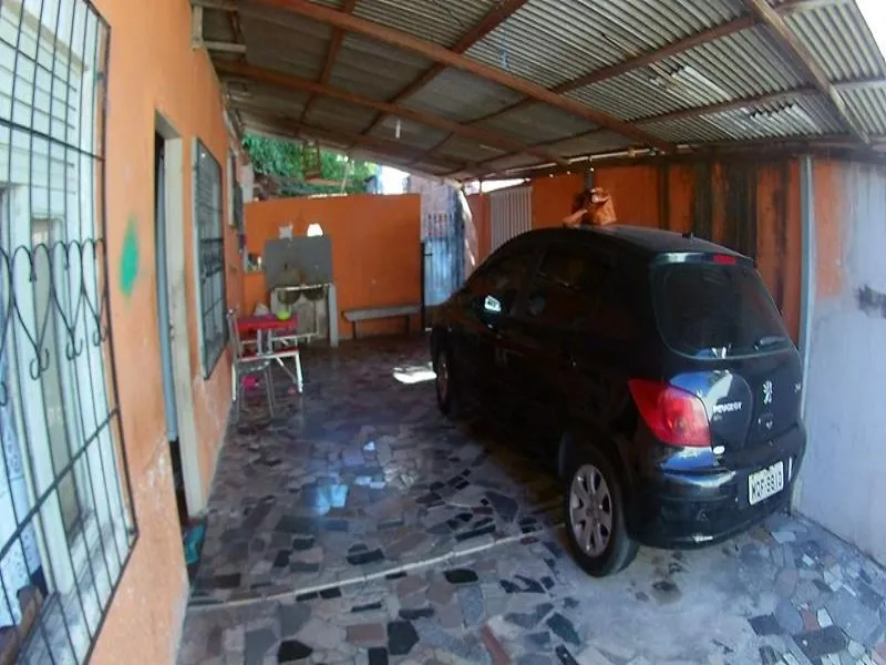 Imagem Carapina, Excelente imóvel e com localização privilegiada, área total 510,40 m², próximo a antiga Rinha de galo de carapina, exatamente na Rua Constante Nery. Terreno possui uma excelente area nos fundos propício para depósitos de material de construção,