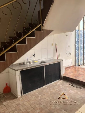 Imagem Casa de 3 Quartos, sendo 1 suite - Quitandinha - COD 13755