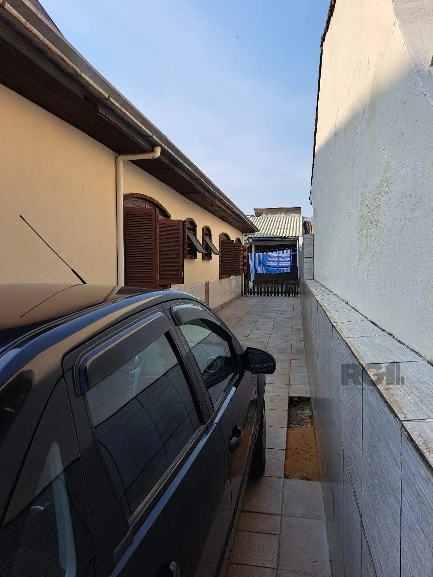 Imagem Casa 3 dormitórios, 1 suíte, vagas de garagem, Bairro Vila Marcia