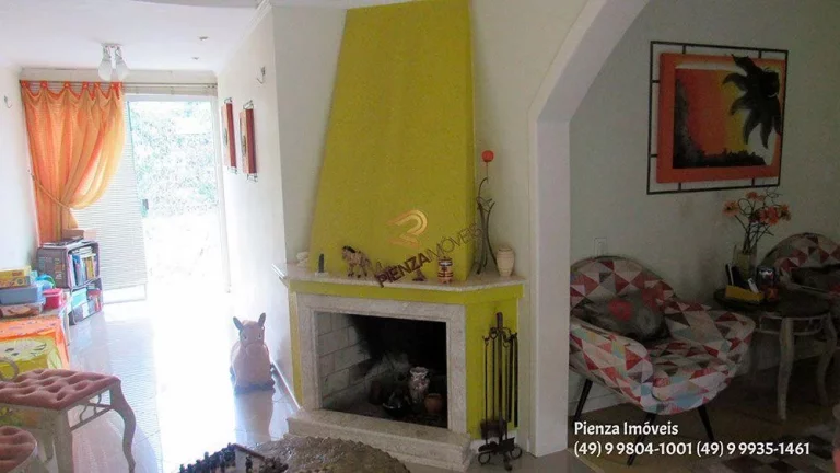 Imagem Casa para Venda em Concórdia, Jardim, 3 dormitórios