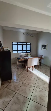 Imagem Vende-se Sobrado Jardim Califórnia, 4 dormitórios sendo duas suítes