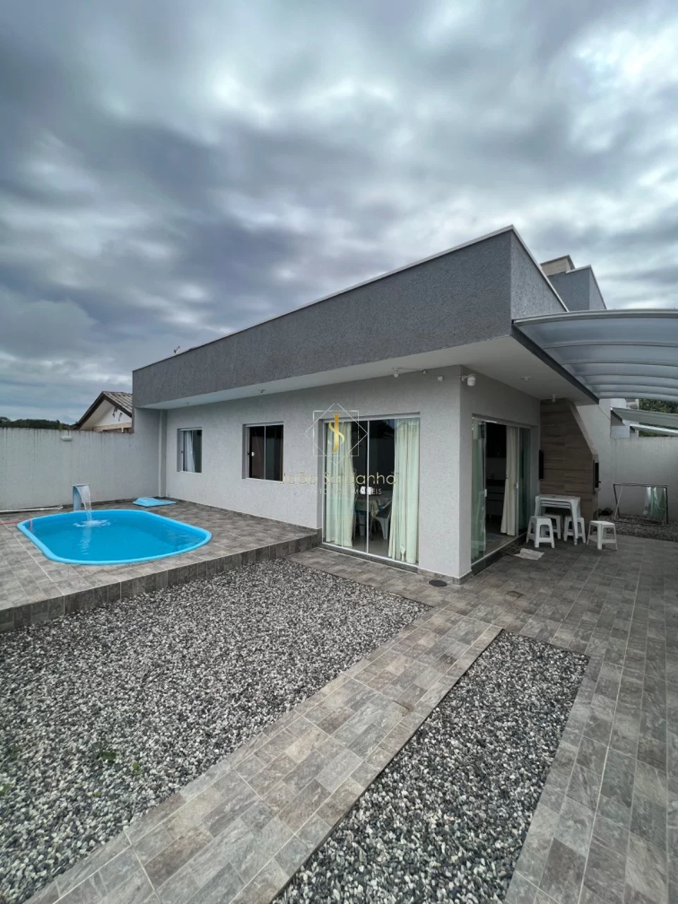 Foto do imóvel Casa para locação temporada em Guaratuba com Piscina para 8 pessoas (disponível para ano novo) em Rua Costa Rica