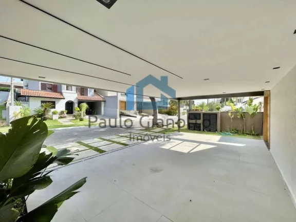 Imagem Casa Nova, de Alto Padrão, no Condomínio São Paulo II