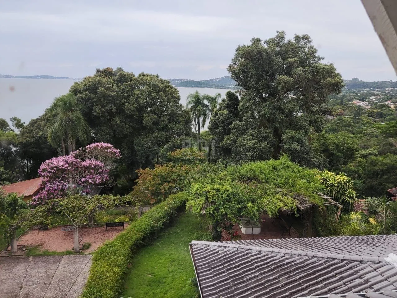 Imagem Casa para Venda - 1000m², 4 dormitórios, sendo 2 suites, Espirito Santo