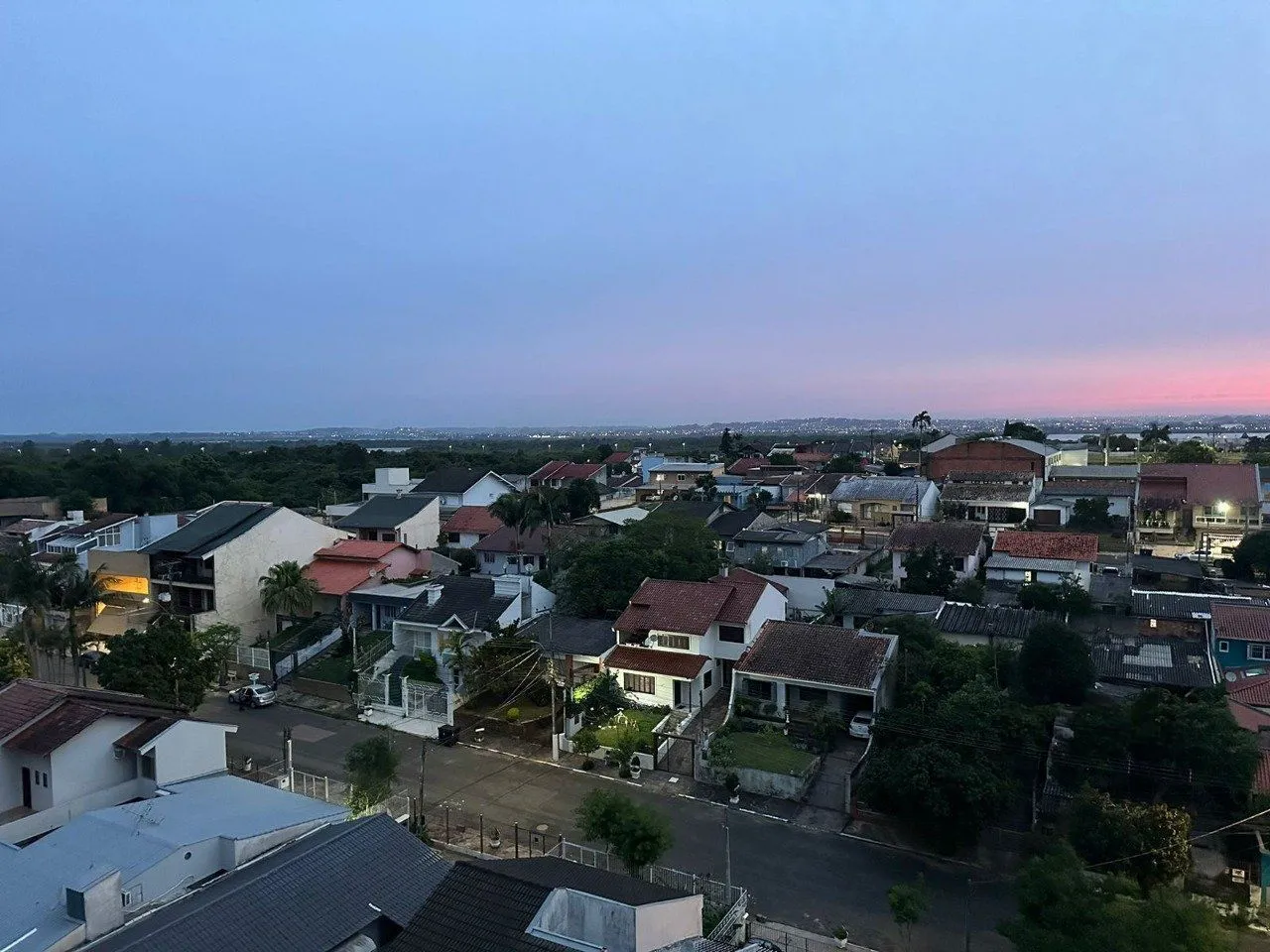 Imagem Apartamento cobertura 3 dormitórios, 1 suíte, vaga de garagem, Bairro Vila Cachoeirinha