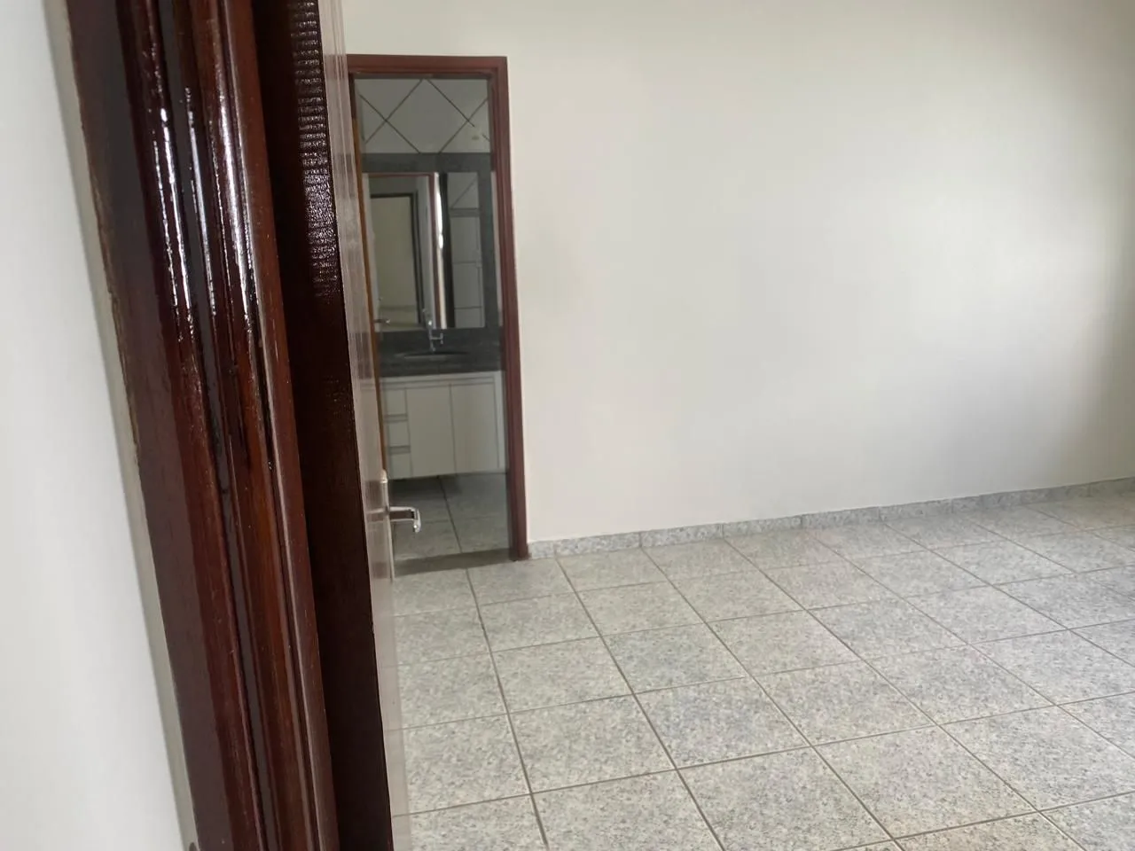 Imagem Casa à venda, 230 m² por R$ 750.000,00 - Jardim Califórnia - Patos de Minas/MG