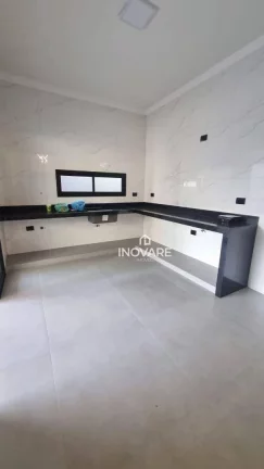 Imagem Casa com 3 dormitórios à venda, 185 m² por R$ 950.000 - Residencial beira Rio I - Itumbiara/GO