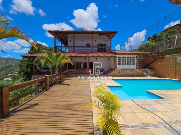 Foto do imóvel Casa à venda, 327 m² por R$ 1.550.000,00 - Albuquerque - Teresópolis/RJ