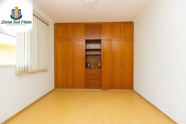 Imagem Casa à Venda No Planalto Paulista Com 4 Dormitórios Sendo 2 Suítes e 6 Vagas