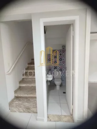 Imagem Oportunidade no Vila Branca! Apresentamos uma belíssima casa em condomínio fechado que une conforto, segurança e praticidade em um só lugar.