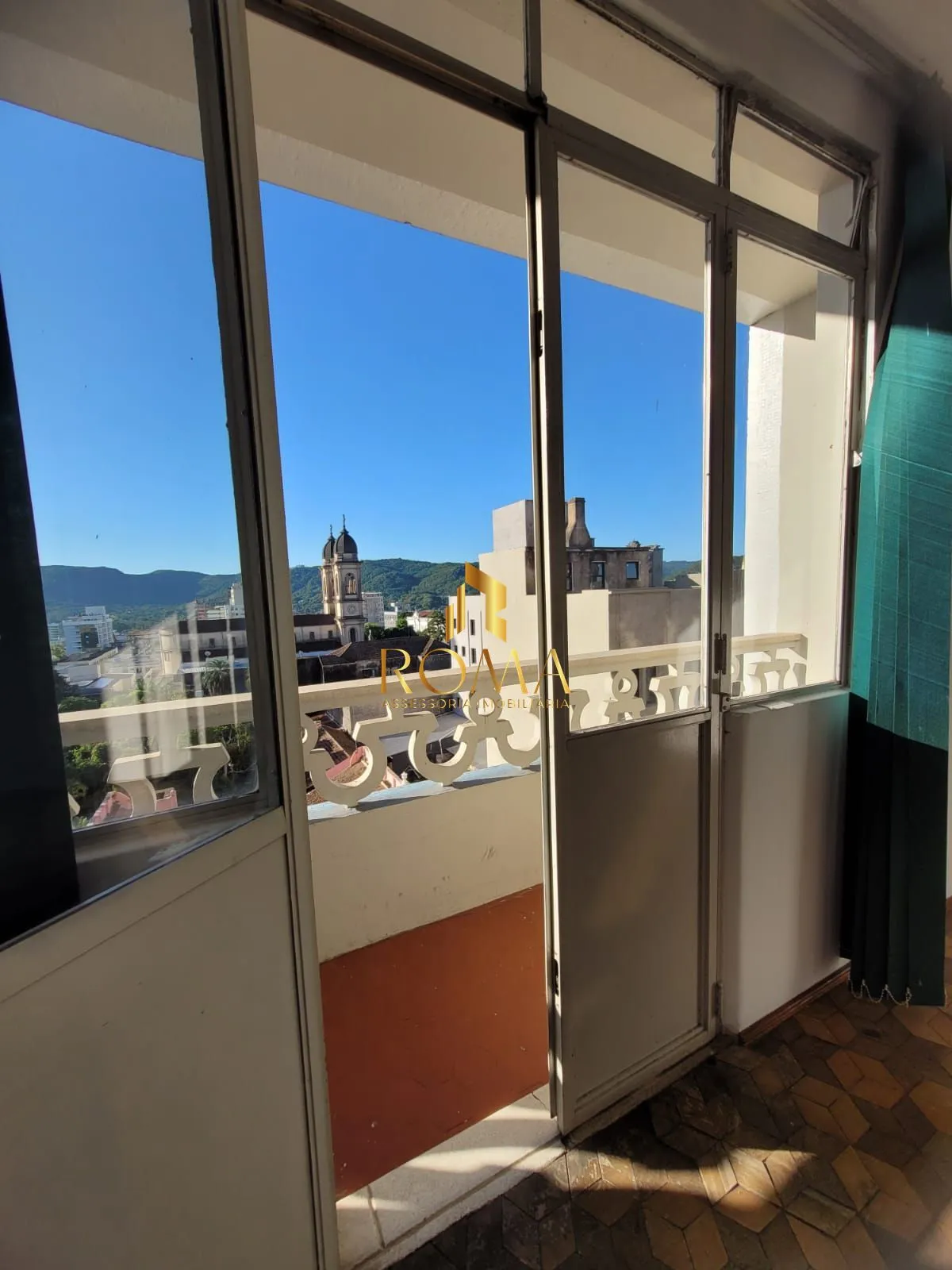 Imagem Apartamento de 2 dormitórios na Galeria do Comércio