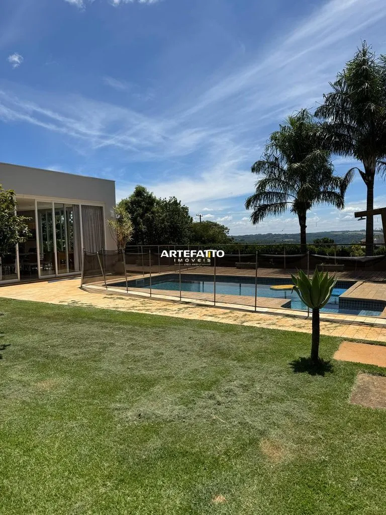 Imagem Sítio à venda em Cristais Paulista, Centro, com 3 quartos, 2500m2