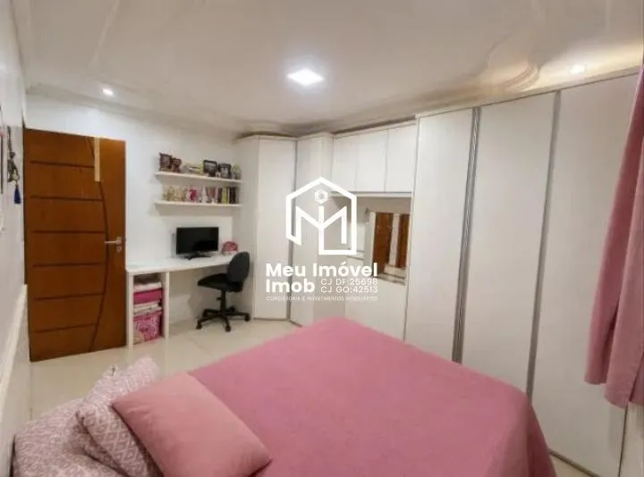 Imagem Casa 3 Quartos 4 Vagas 223m² Samambaia/DF